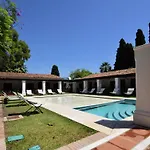 Luxurious Villa In Marbella With Swimming Pool